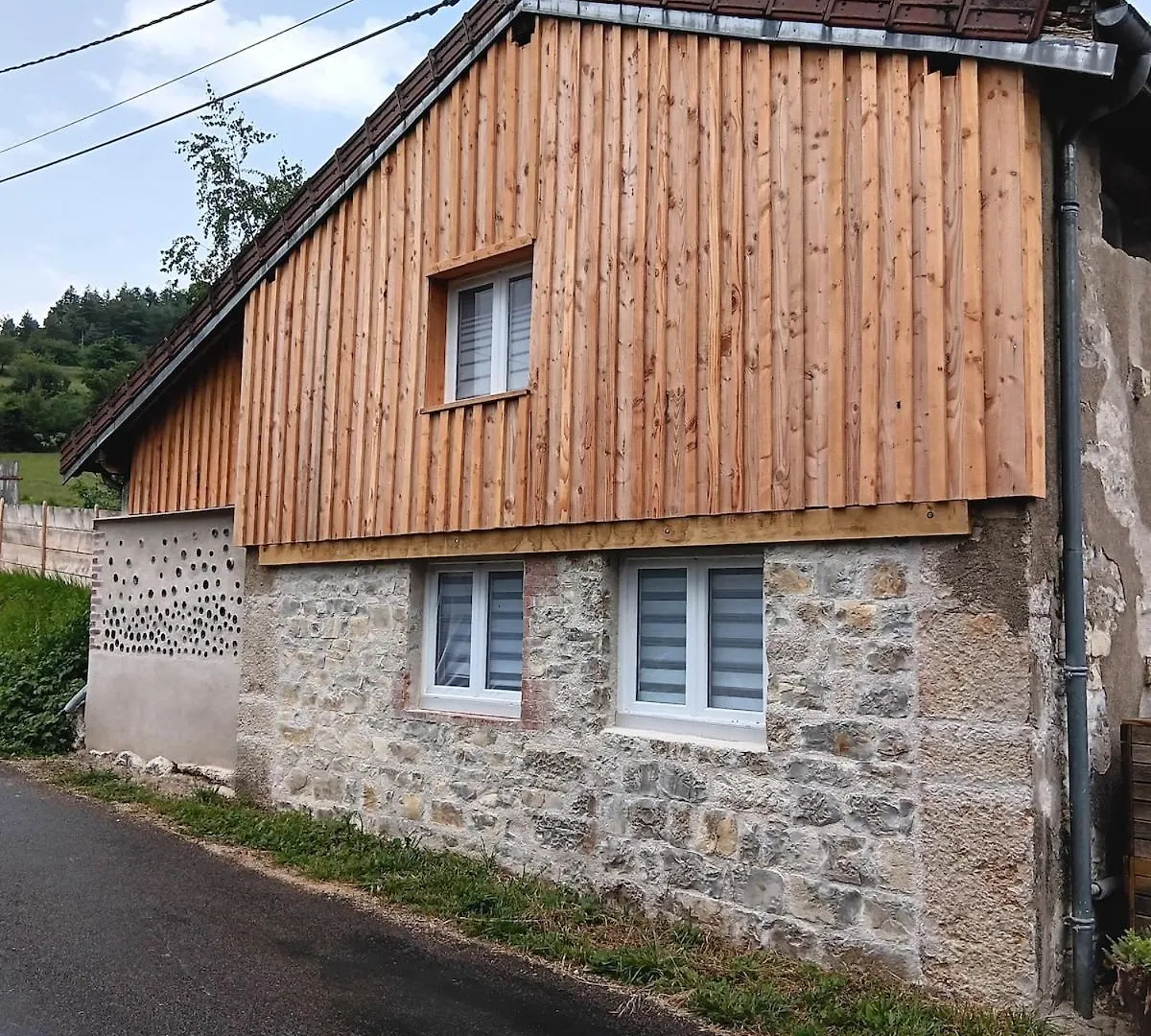 Vakantiehuis Mon Petit Cocon Jurassien Villa Savignac  Frankrijk